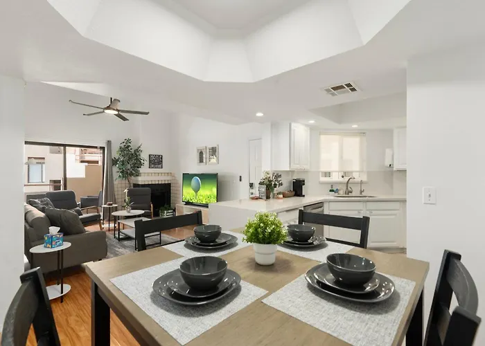 Mid-century, Two-story With Private Balconies & Pool View Apartment *
